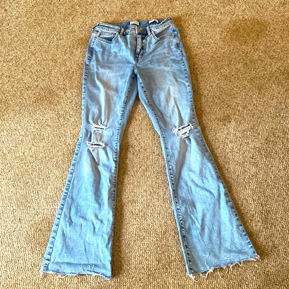 Wonderly flares size 6